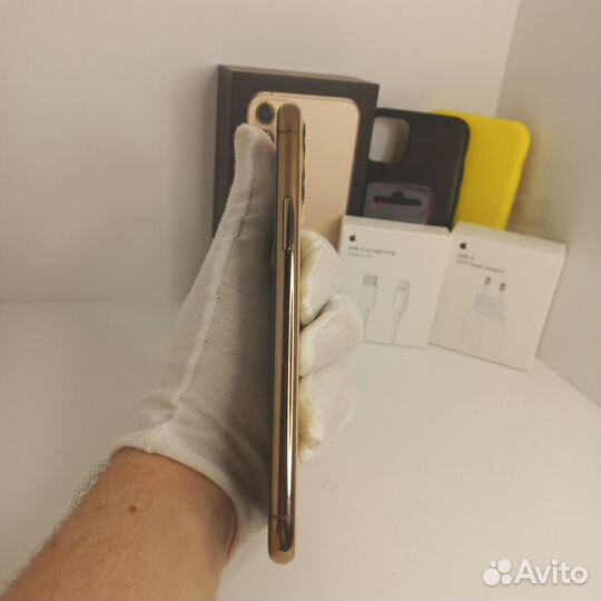 iPhone 11 Pro, 64 ГБ