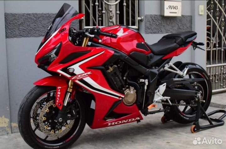 Honda CBR R 2019