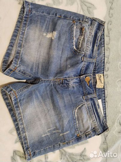 Джинсовые шорты