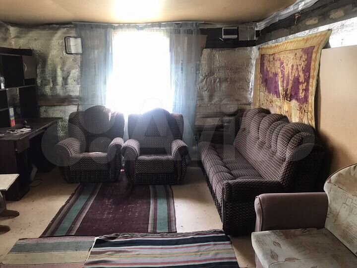 Дом 25 м² на участке 8 сот.