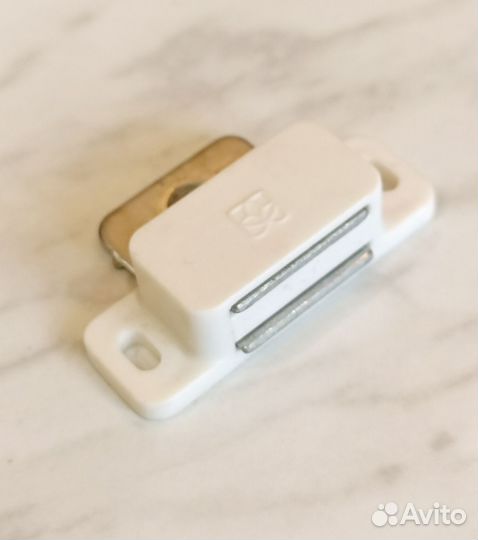 Магнитная защелка, мебельная СССР