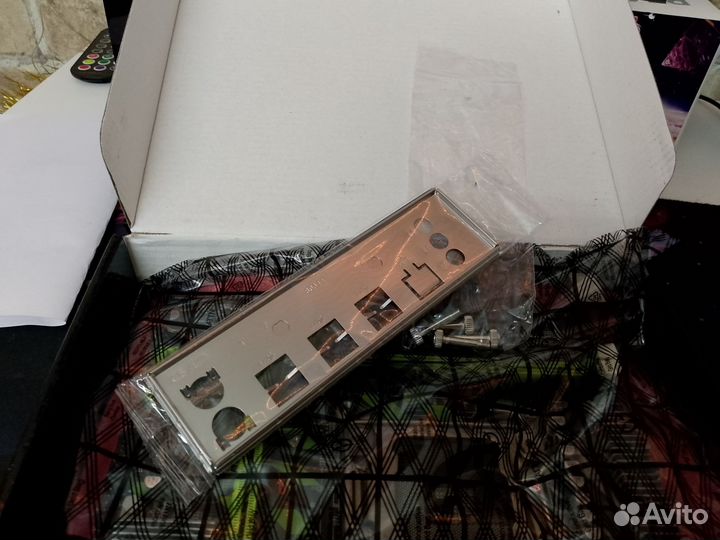 Материнская плата lga 2011