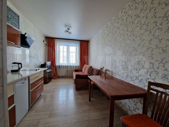 2-к. квартира, 55 м², 8/10 эт.