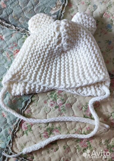 Комплект шапка и пинетки