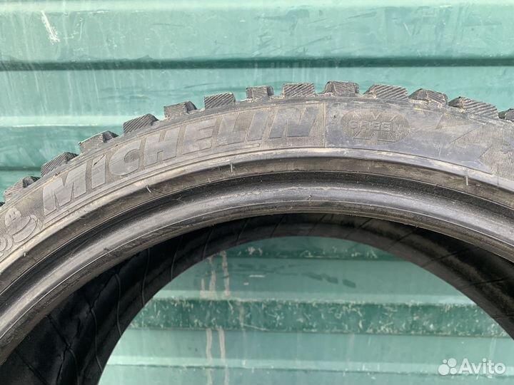 Michelin X-Ice North 3 225/40 R19 93H