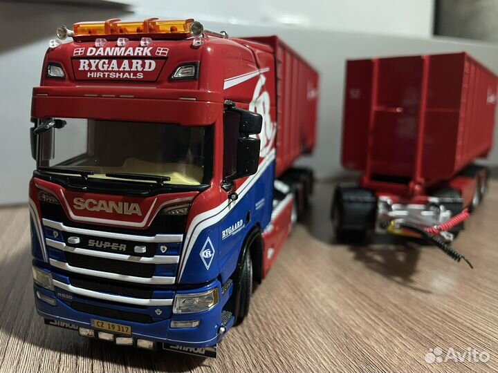 Модель Wsi Scania 1/50