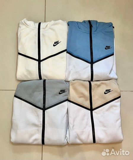 Nike Tech Fleece