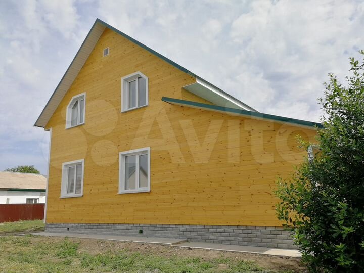 Дом 105 м² на участке 7 сот.