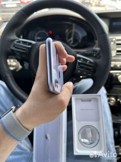 iPhone 11, 128 ГБ