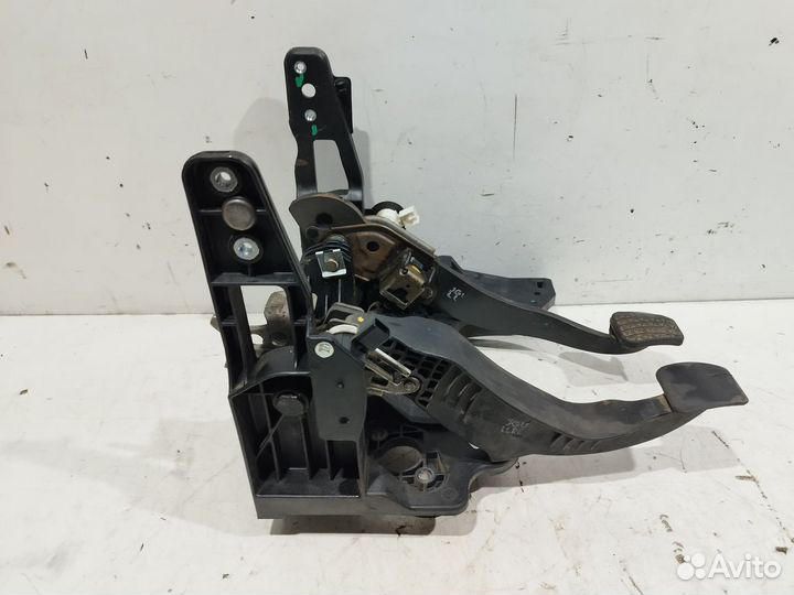 Блок педалей Cruze 2009-2016 (тормоз И сцепление)