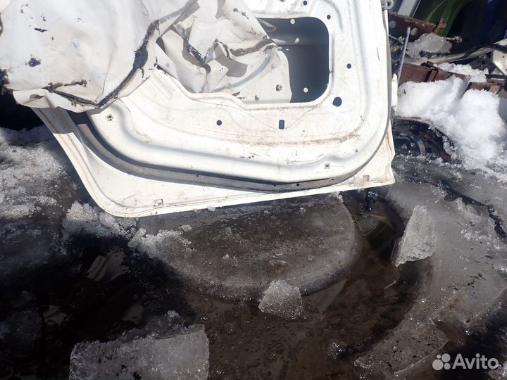 Дверь задняя левая для Chevrolet Spark 2005-2010