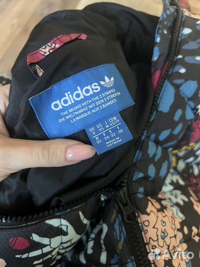 Куртка adidas женская