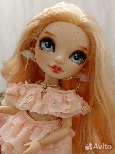 Кукла Rainbow high Виктория