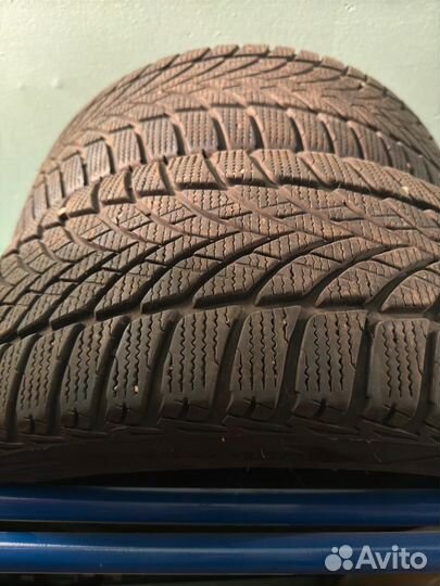 Goodyear UltraGrip 2 225/45 R17