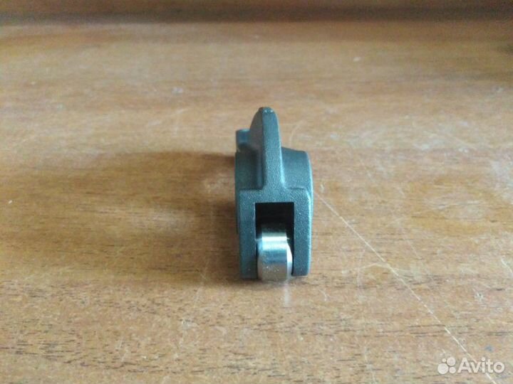 Коромысло клапана Mitsubishi Pajero 4D56 1981