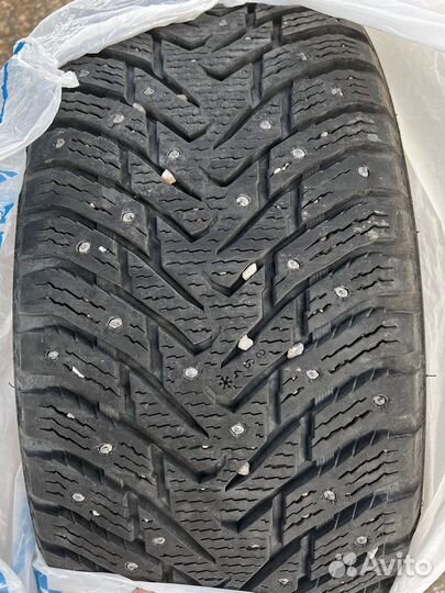 Nokian Tyres Hakkapeliitta 8 SUV 245/50 R20
