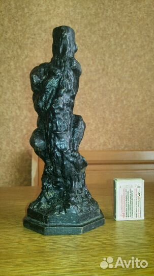 Каслинское литьё Медведь на дереве подсвечник