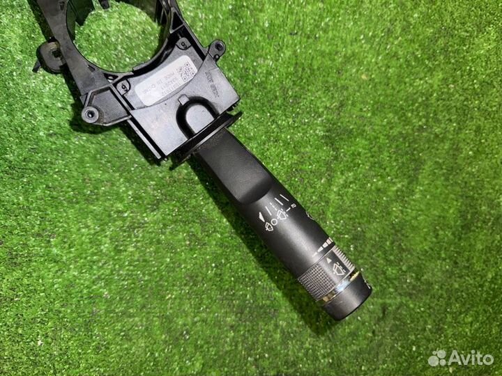 Блок подрулевых переключателей Cadillac Cts FD95