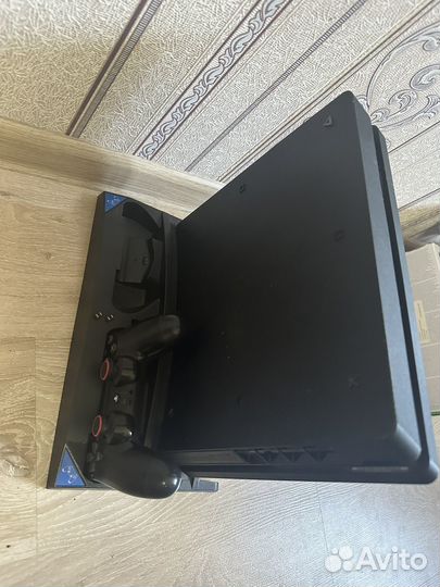 PS4 slim 1tb с играми