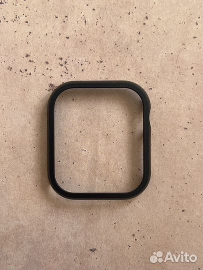 Металлический бампер на Apple Watch 45mm