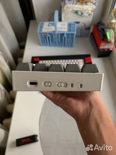 Кастомная беспроводная механическая клавиатура