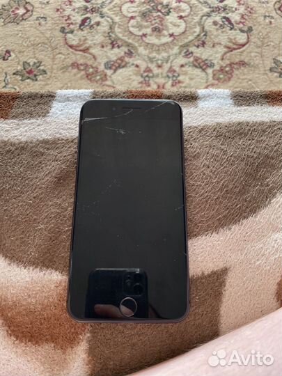 Телефон iPhone 8 plus 64 гб
