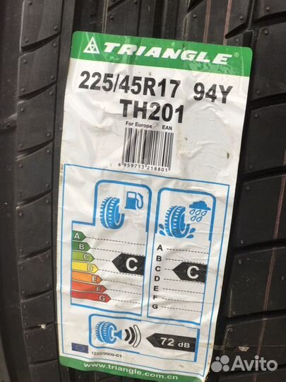 Triangle TH201 225/45 R17 94Y