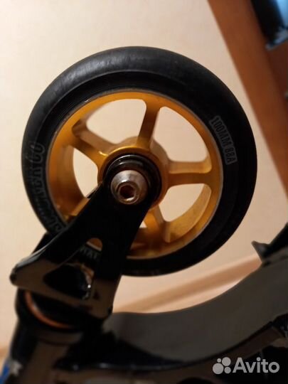 Трюковой самокат Grit elite