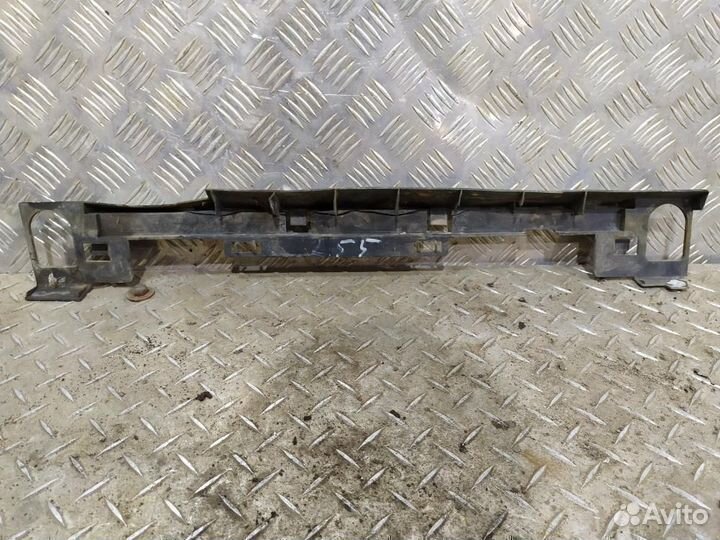 Кронштейн радиатора Renault Clio 2005 2012