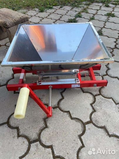 Мялка ягодка