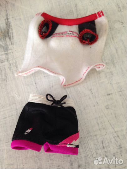 Кукла Монстр Хай Гулия Елпс