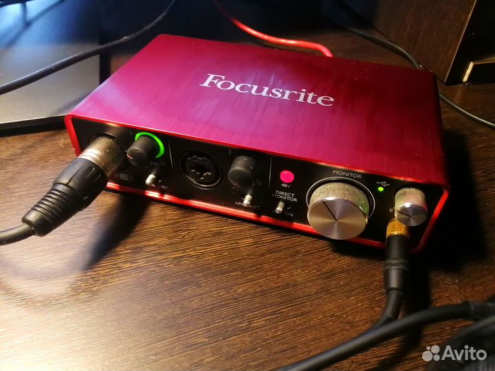 Звуковая карта Focusrite Scarlett 2i2 2nd gen