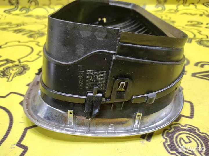 Решетка радиатора передняя левая Bmw X5 E70 N55 (3