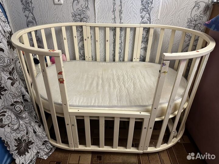 Детская овальная кроватка