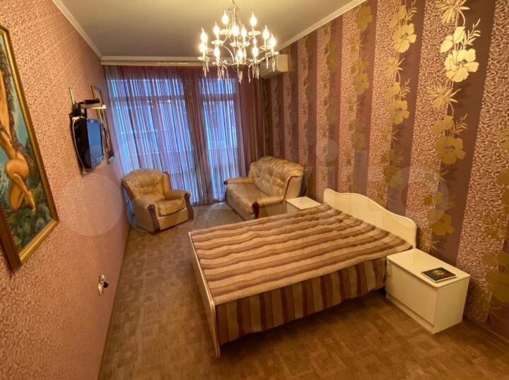 2-к. квартира, 65 м², 4/16 эт.