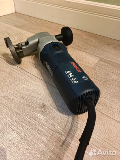 Электроножницы по металлу Bosch GSC 2,8 оригинал