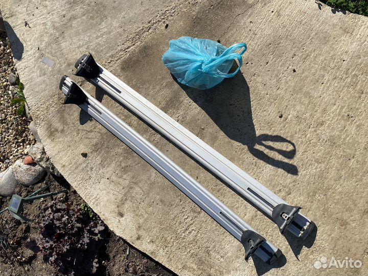 Багажник на крышу thule wingbar