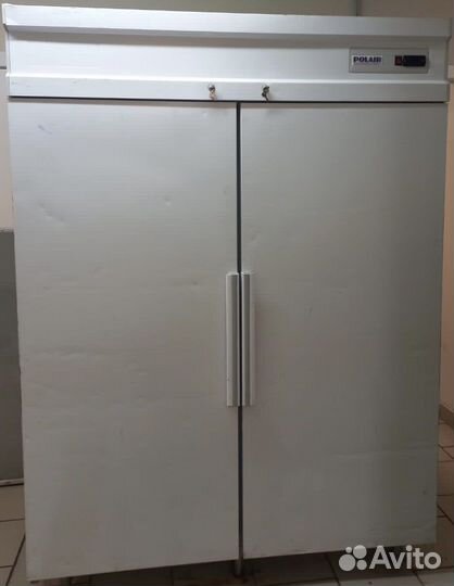 Морозильный шкаф