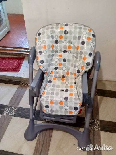 Стул для кормления