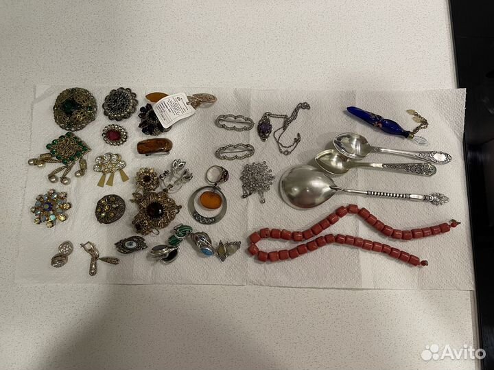 Бижутерия, серебро, ложки, флакон и т.д