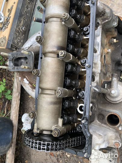 Двигатель головка