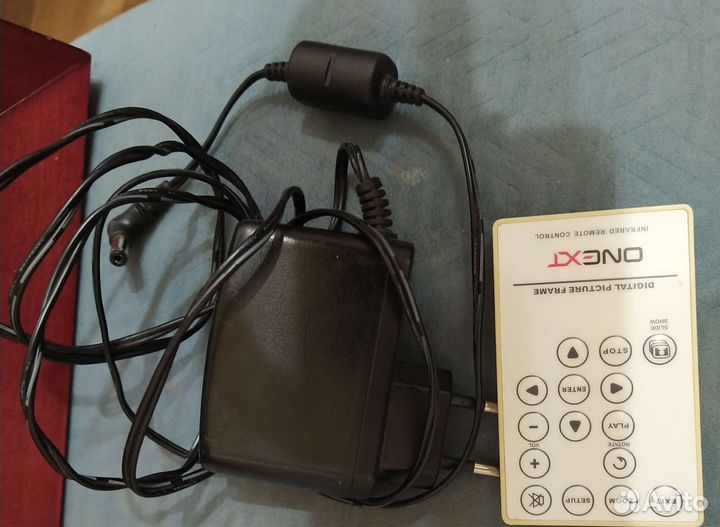 Цифровая фоторамка Onext