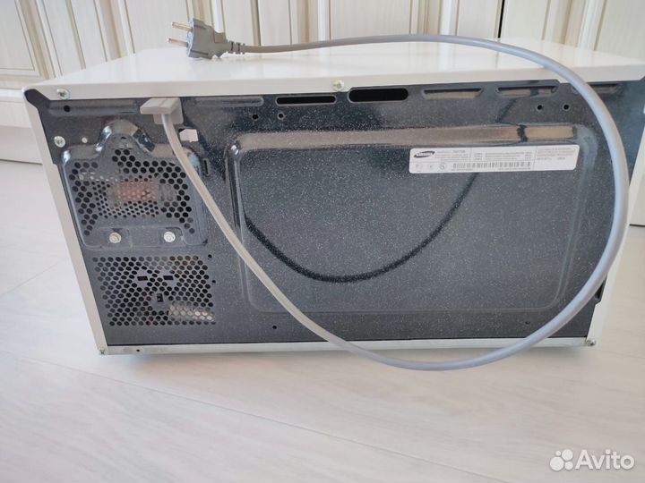 Микроволновая печь