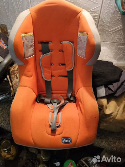 Автомобильное кресло