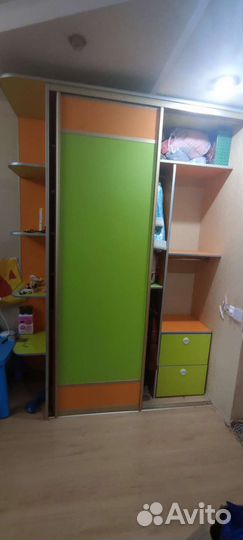 Набор детской мебели бу