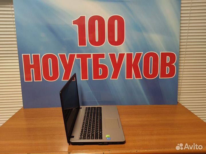 Ноутбук Asus / Core i3 / geforce 920m