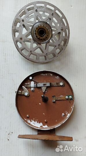 Катушка рыболовная СССР