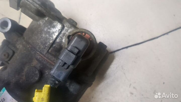 Компрессор кондиционера Peugeot 308, 2010