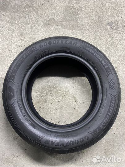 Goodyear Assurance Triplemax 215/60 R16