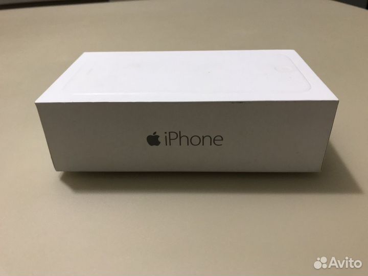 Коробки от айфона